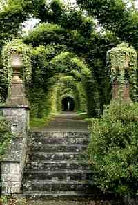 giardino del castello di fumone